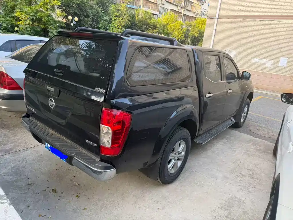Nissan Navara — миниатюра 8