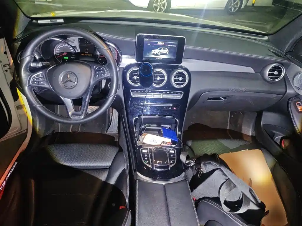 Mercedes-Benz GLC 2017 GLC 200 4MATIC