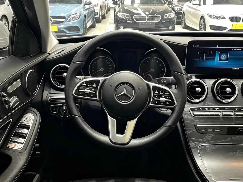 Mercedes-Benz C-Class — миниатюра 9