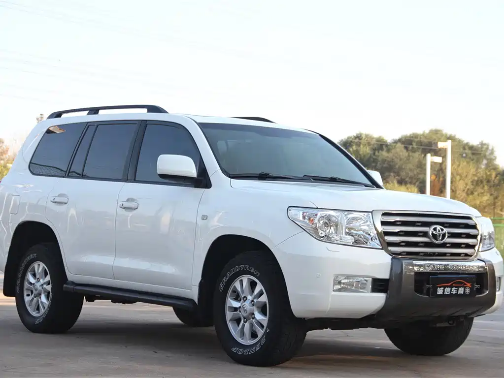 Toyota Land Cruiser 2010 4.7L AT VX