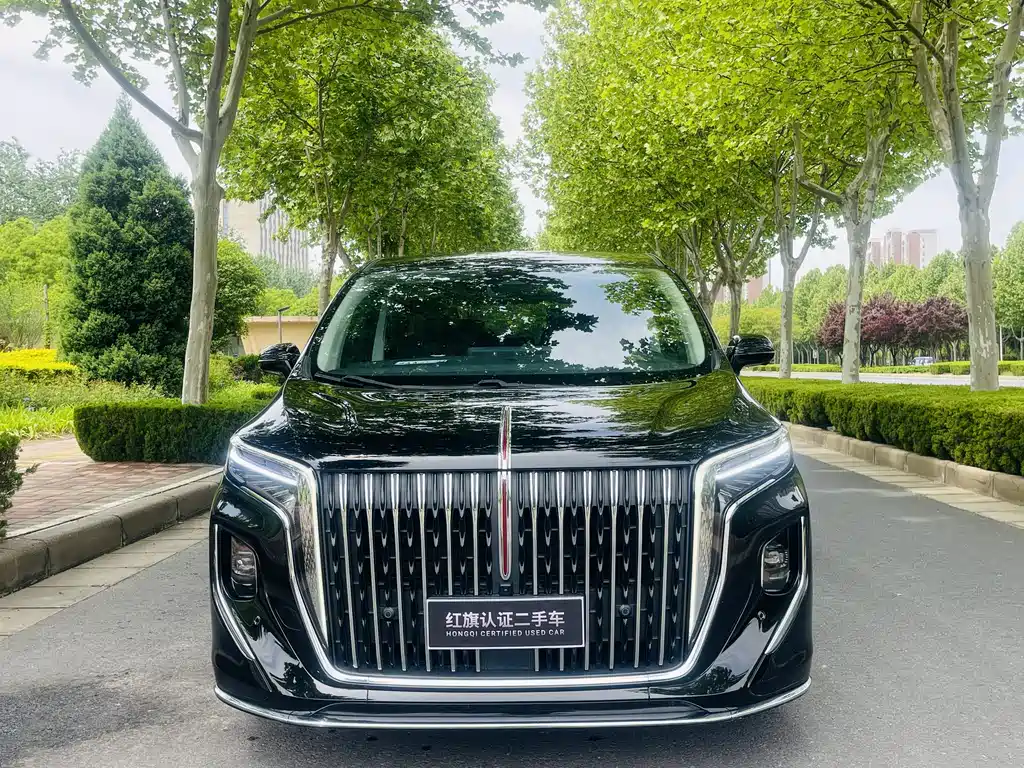 Hongqi HQ9 2023 2.0T