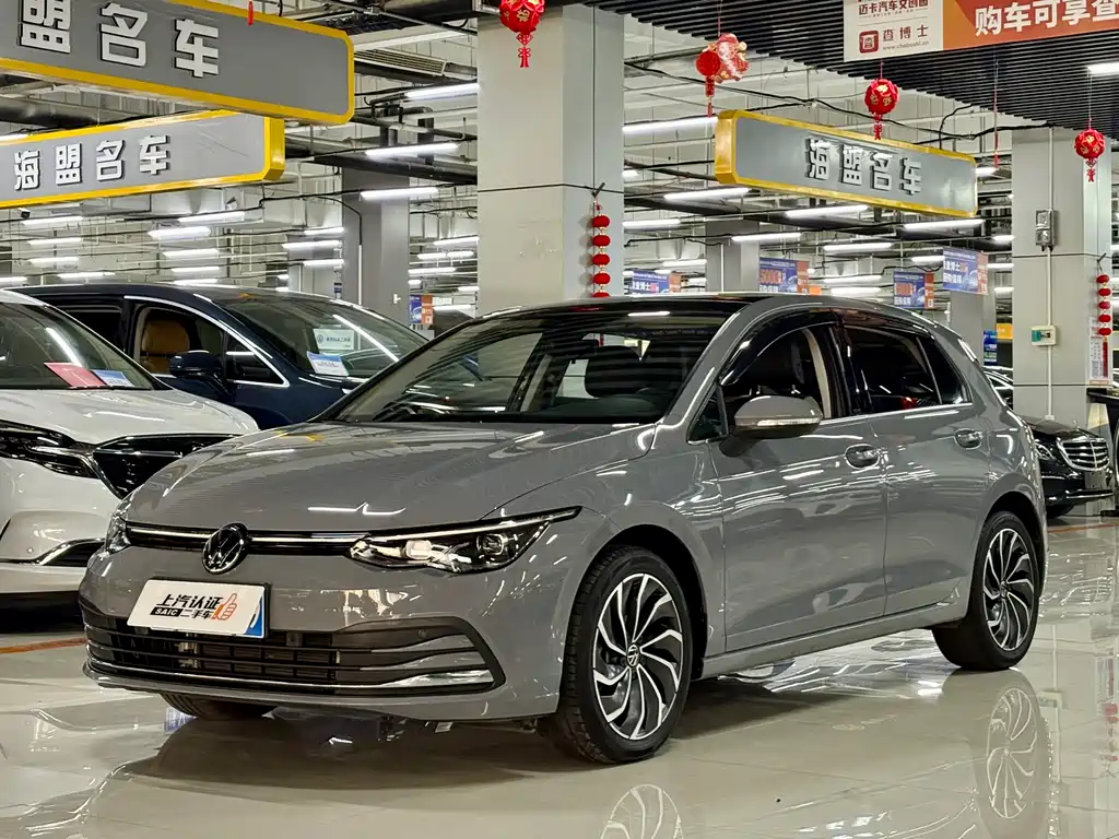 Купить Volkswagen Golf