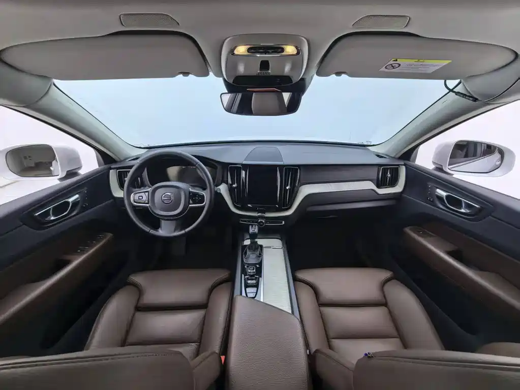 Volvo XC60 — миниатюра 11