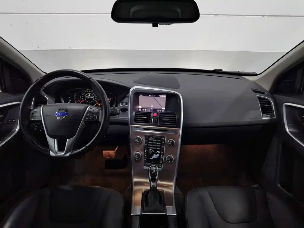 Volvo XC60 — миниатюра 5