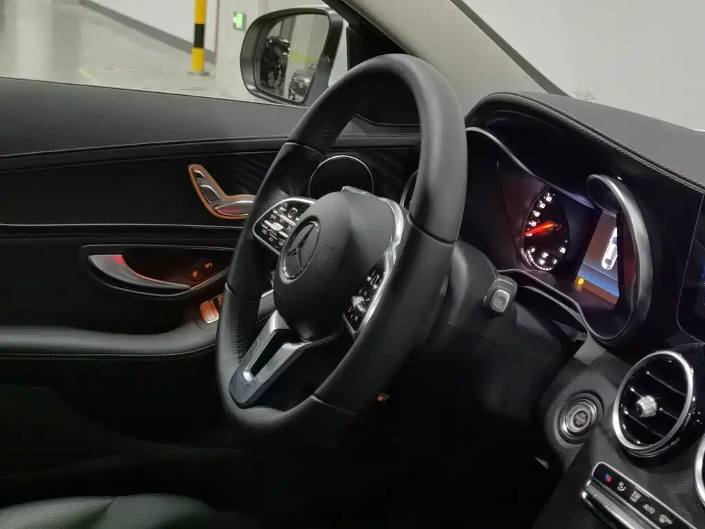 Mercedes-Benz C-Class — миниатюра 22
