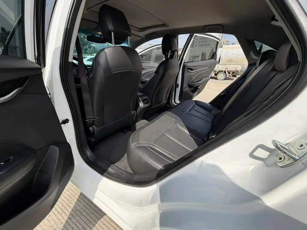 Buick Excelle — миниатюра 16