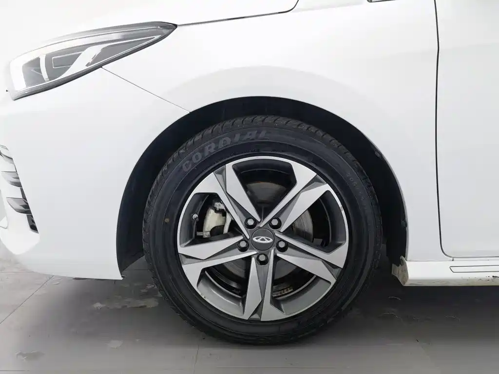 Chery Arrizo 5 PLUS — миниатюра 17