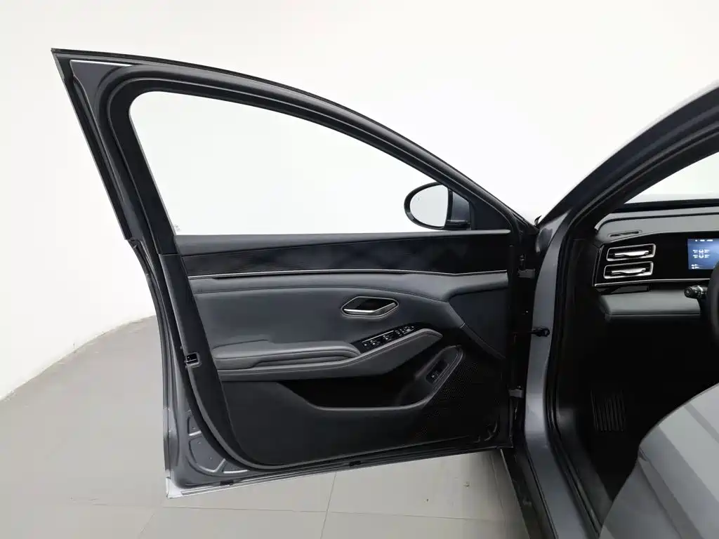 BYD Qin L — миниатюра 8