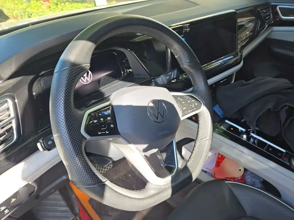 Volkswagen Teramont — миниатюра 11