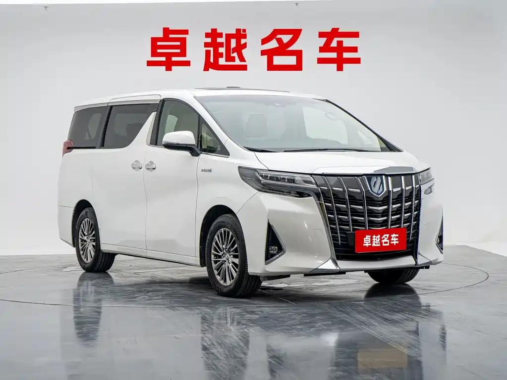 Toyota Alphard — миниатюра 3