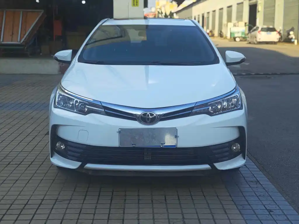TOYOTA COROLLA