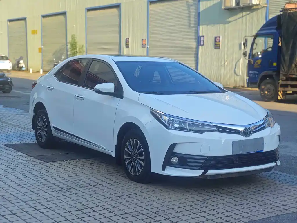 TOYOTA COROLLA