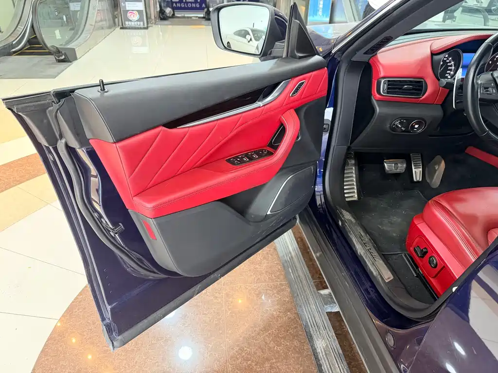 Maserati Levante — миниатюра 14