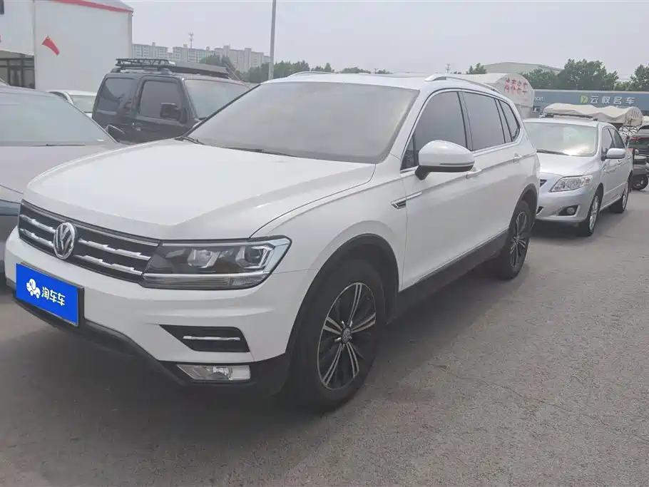 Купить Volkswagen Tiguan L