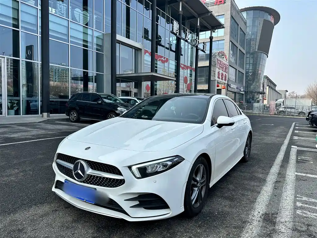 MERCEDES-BENZ A CLASS