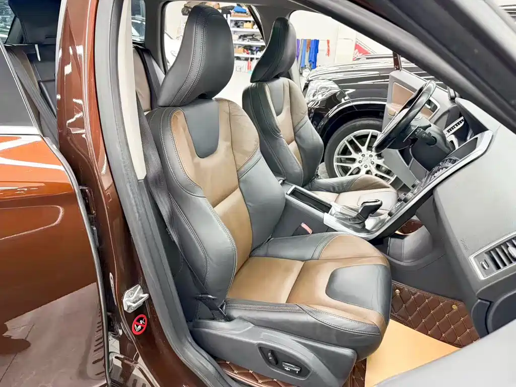 Volvo XC60 (Import) — миниатюра 15