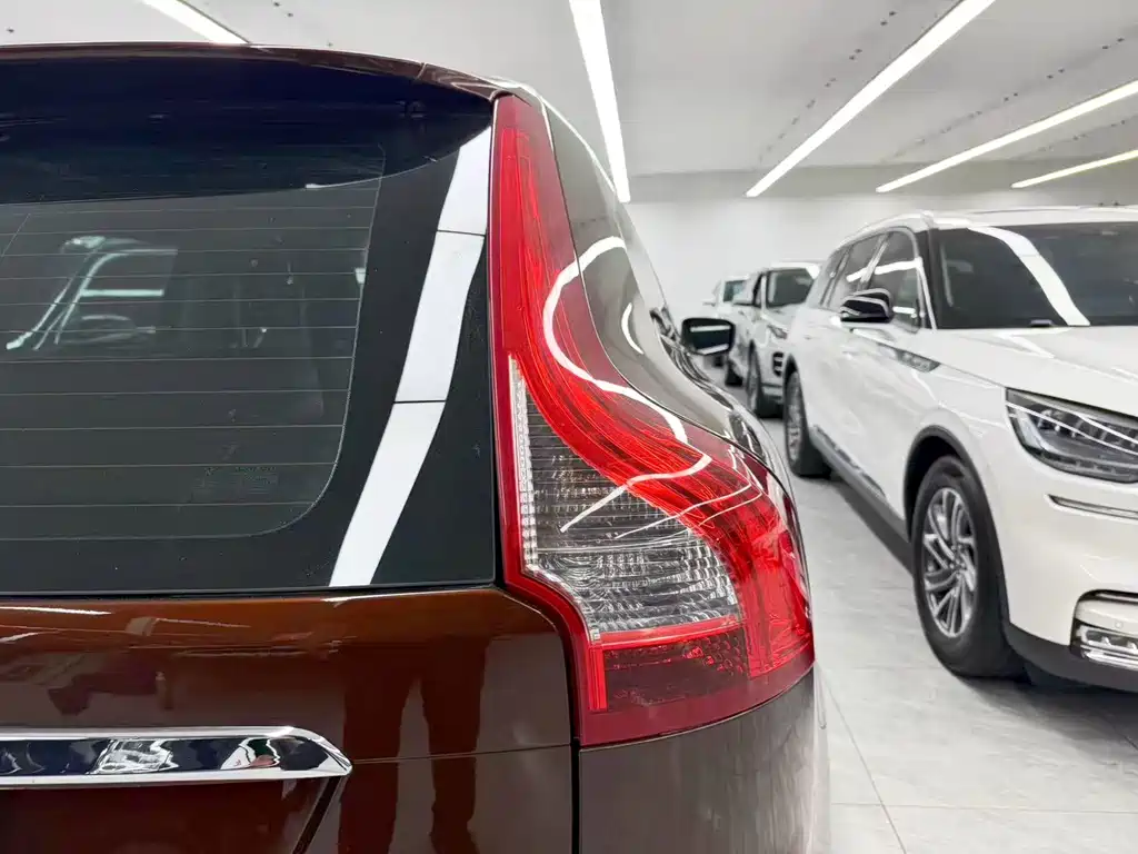 Volvo XC60 (Import) — миниатюра 20