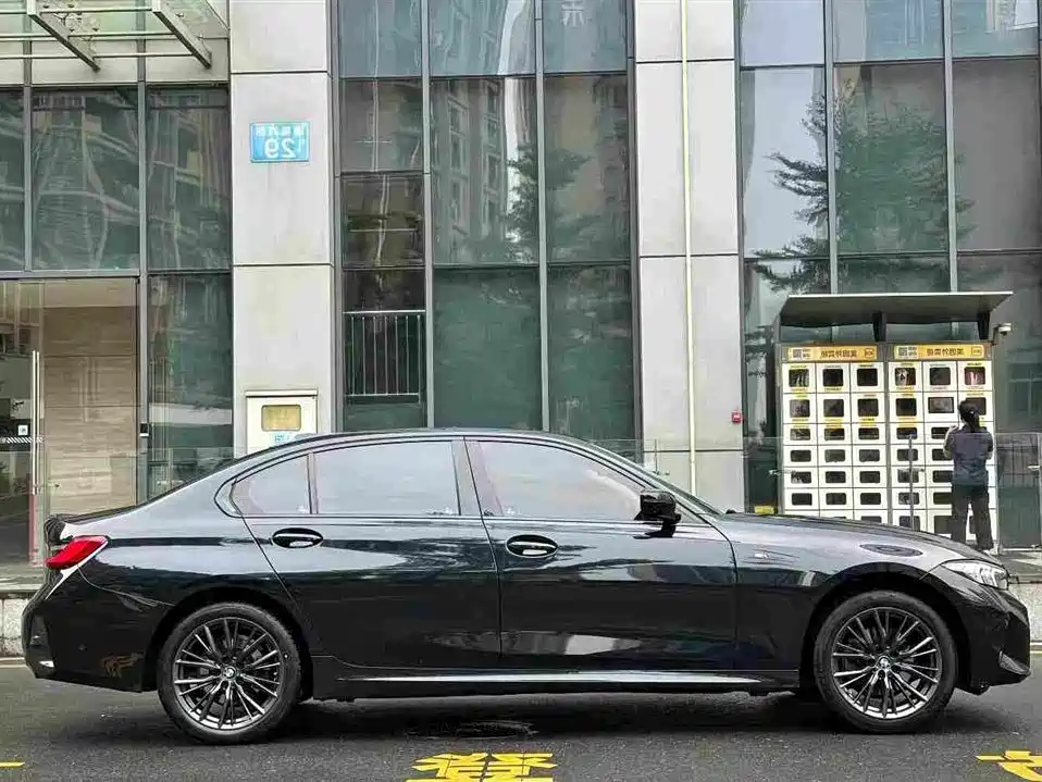 BMW 3 Series — миниатюра 3