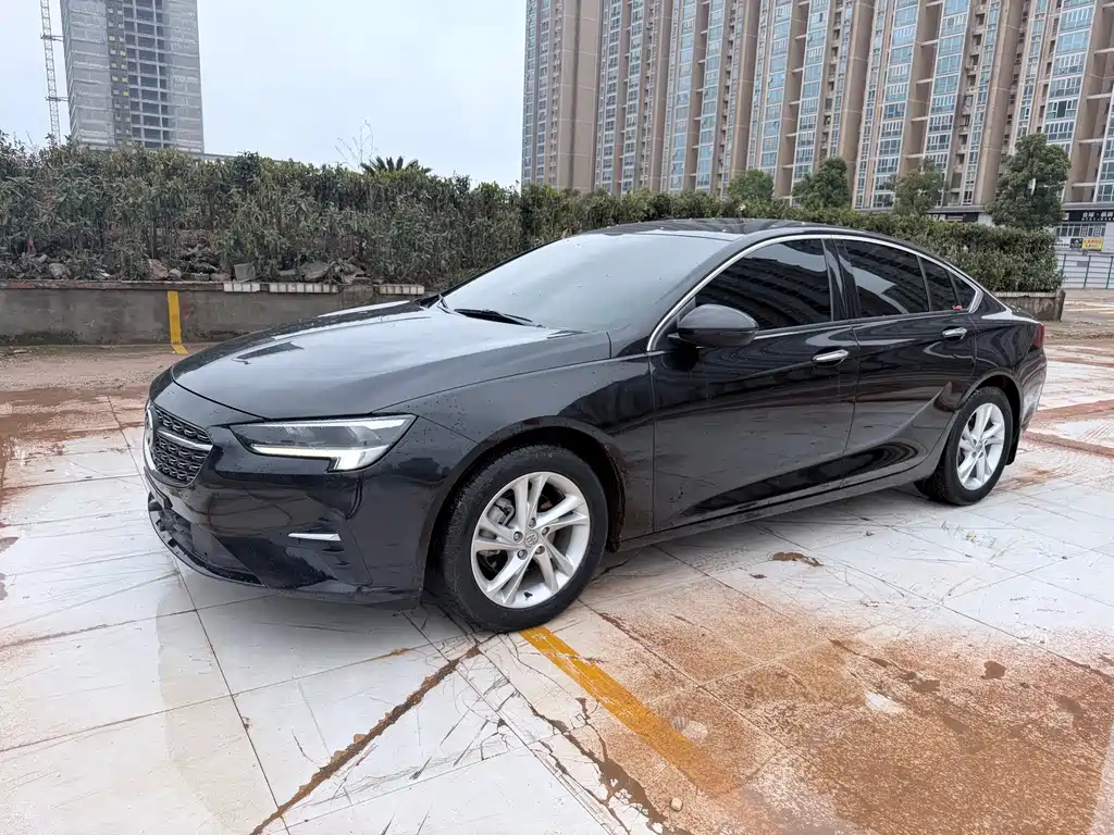 Buick Regal 2021