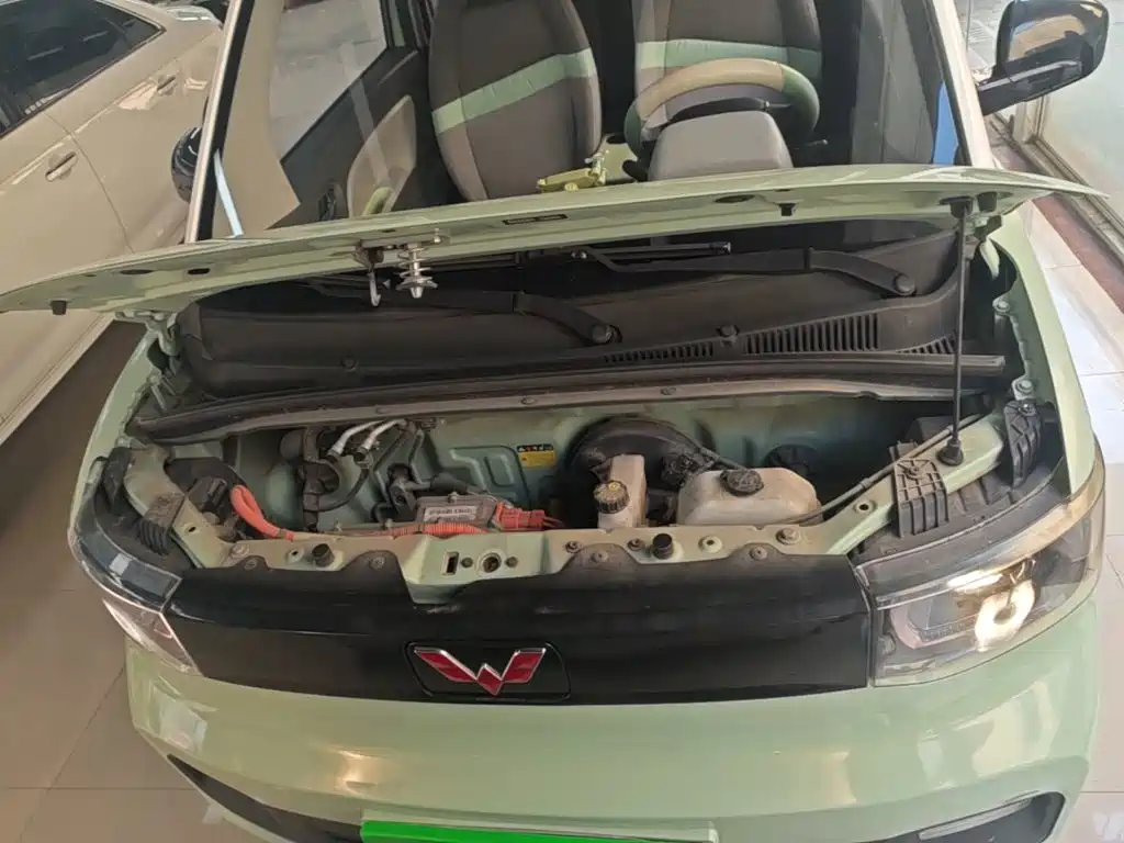 Wuling MINIEV — миниатюра 20