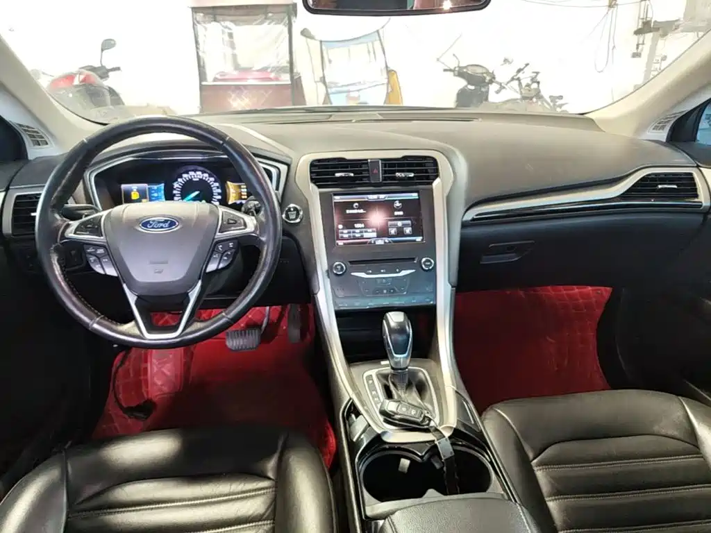 Ford Mondeo — миниатюра 10