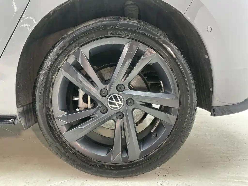 Volkswagen Golf — миниатюра 25