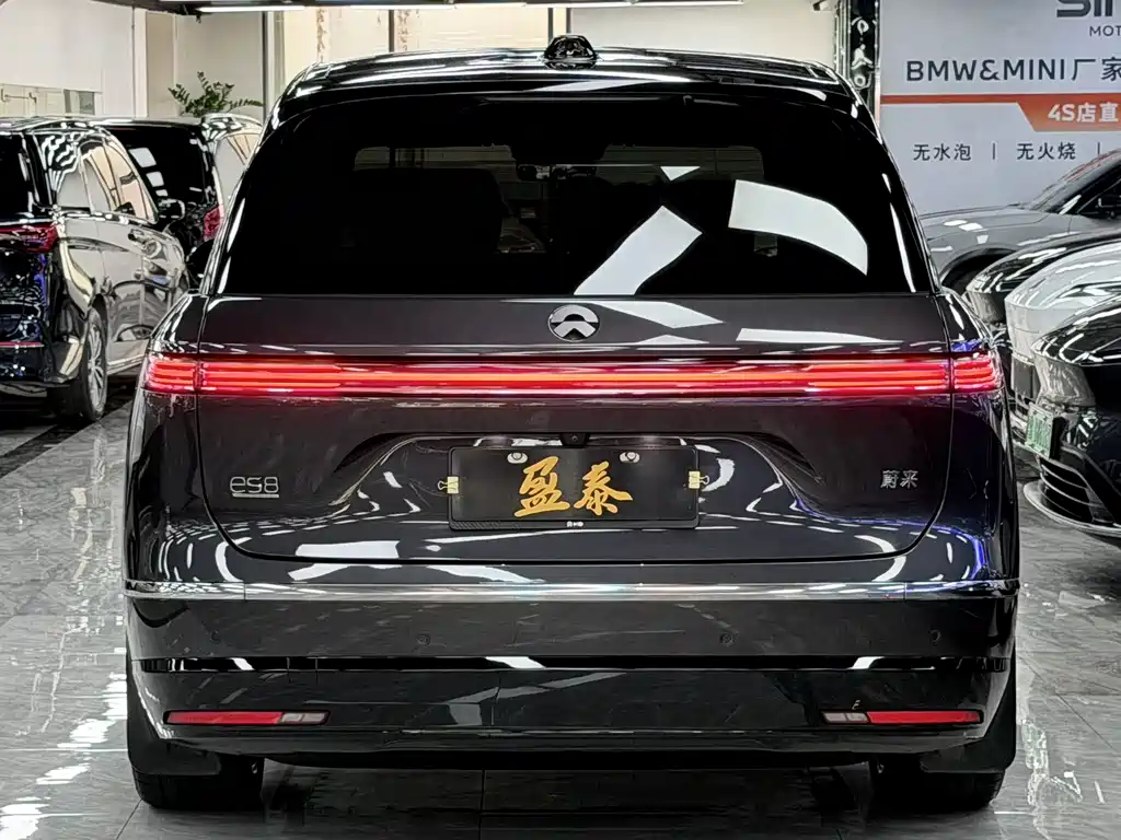 NIO ES8 2026 мест Executive