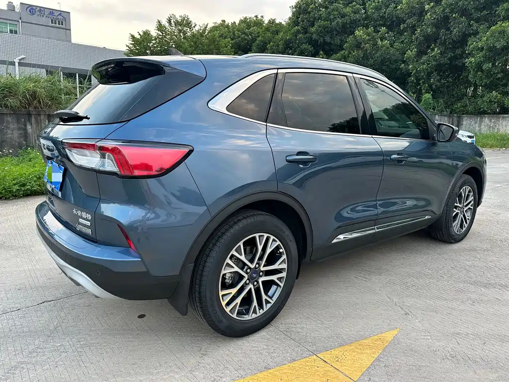 Ford Escape — миниатюра 7