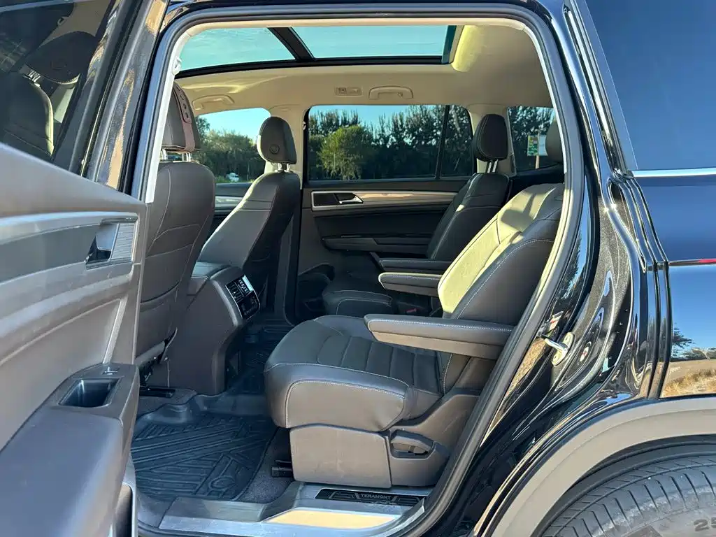 Volkswagen Teramont — миниатюра 10