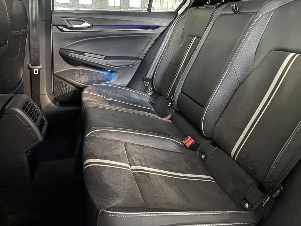 Volkswagen Golf — миниатюра 9