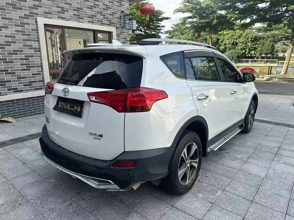 Toyota RAV4 2015 2.0L CVT