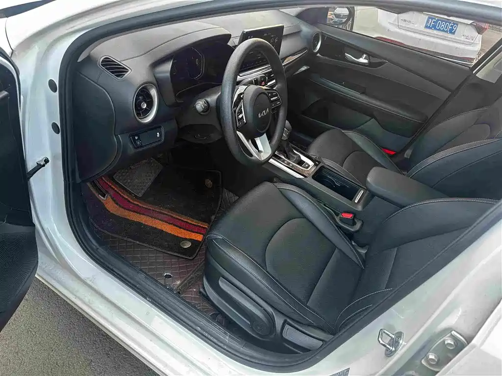Kia K3 — миниатюра 5