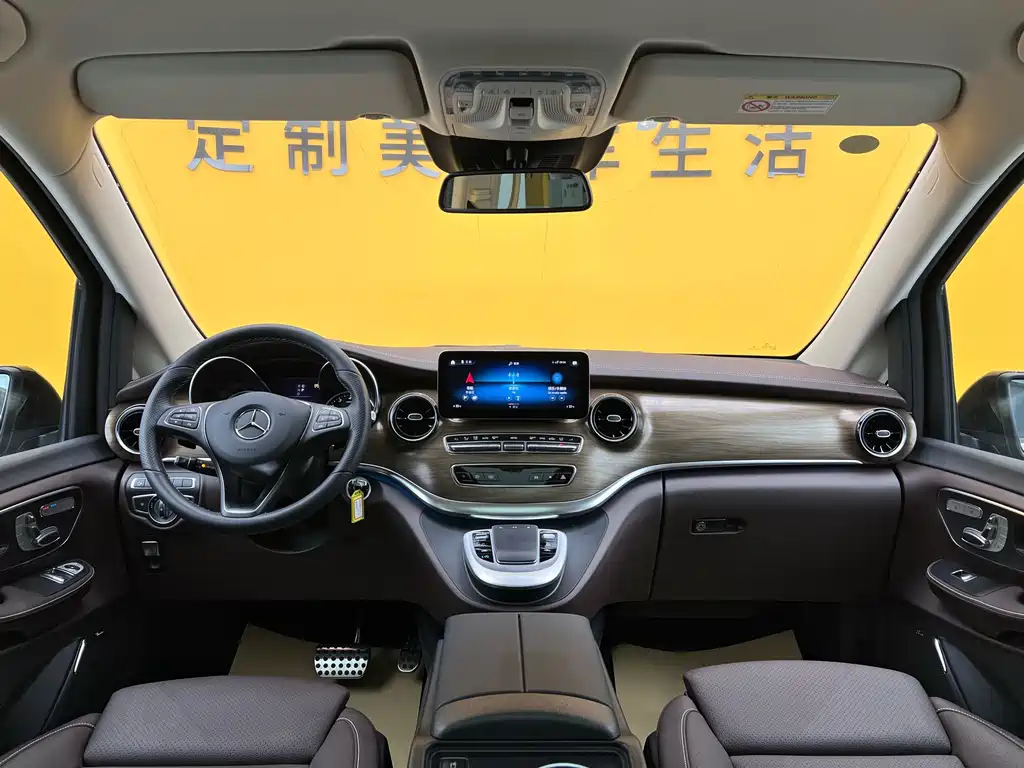 MERCEDES-BENZ V CLASS