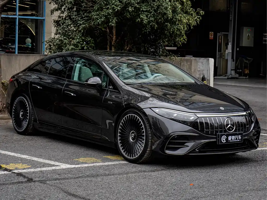 MERCEDES-BENZ EQS AMG