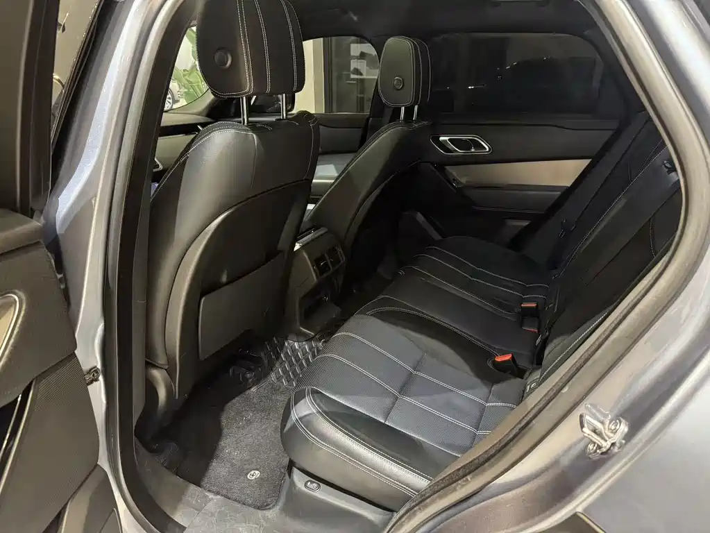 Land Rover Velar 250PS R-DYNAMIC S, фото 4