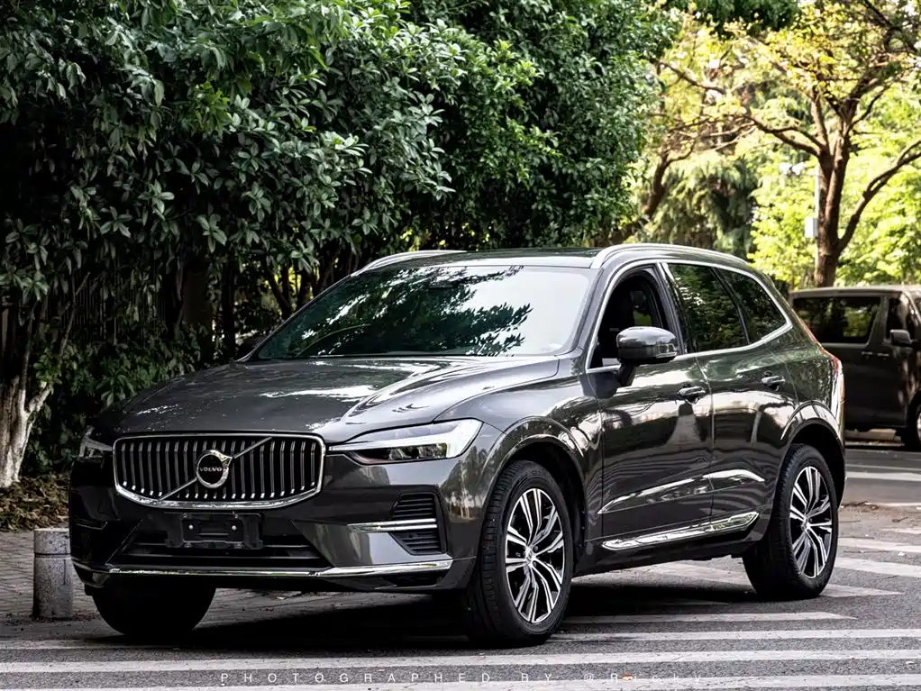 Volvo XC60 2022