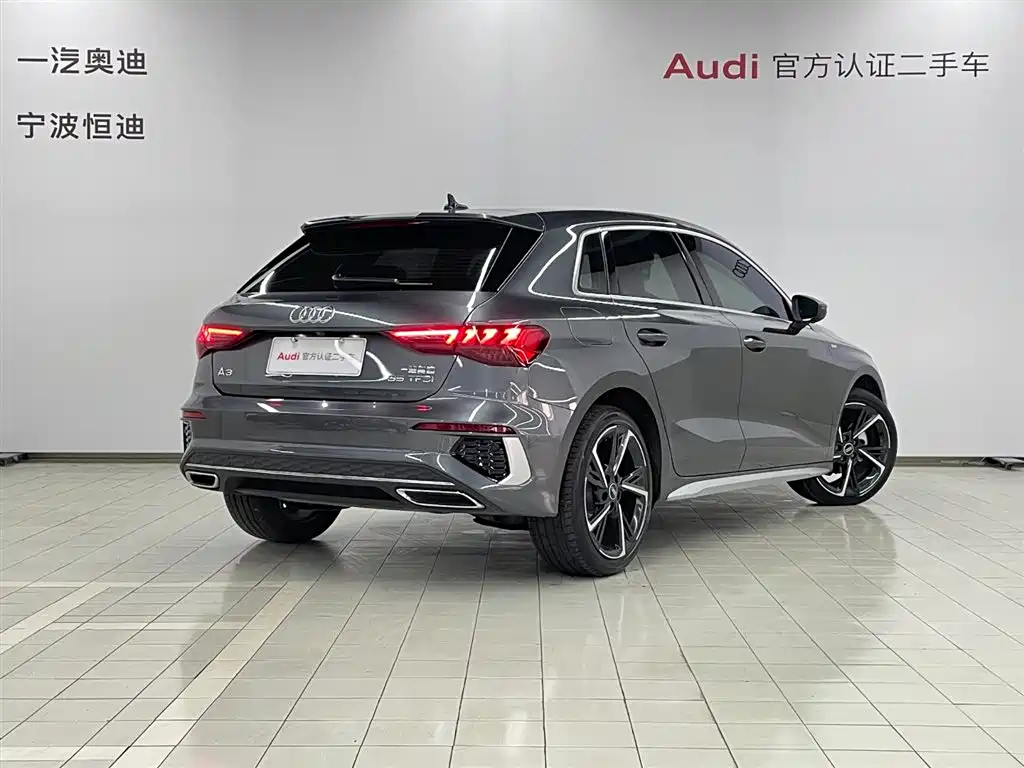 Audi A3 2023 Sportback 35 TFSI Fashion Sport