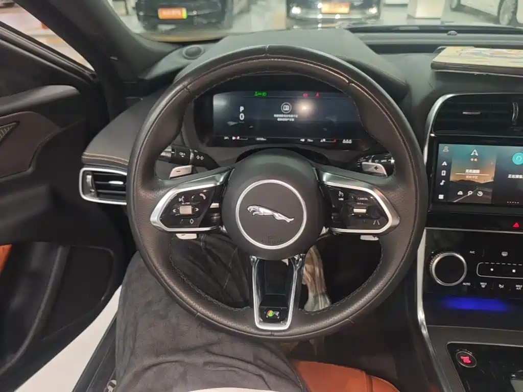 Jaguar XEL — миниатюра 11