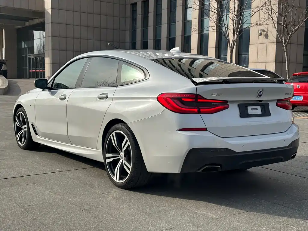 BMW 6 SERIES GT