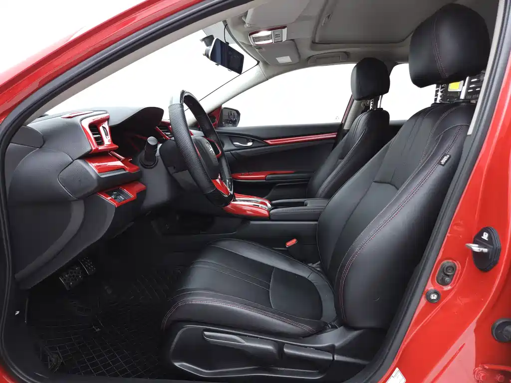 Honda Civic — миниатюра 8