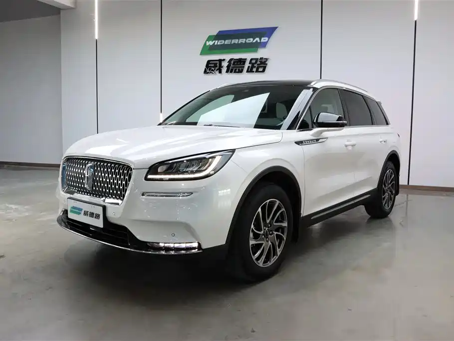 Lincoln Corsair 2021