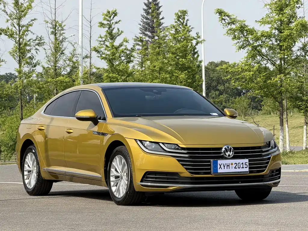 Volkswagen FAW - Passat CC CC 2019 330TSI V