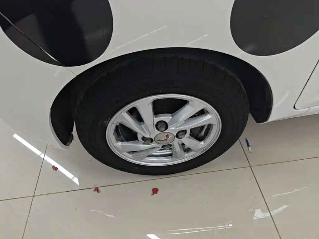 Wuling MINIEV — миниатюра 23