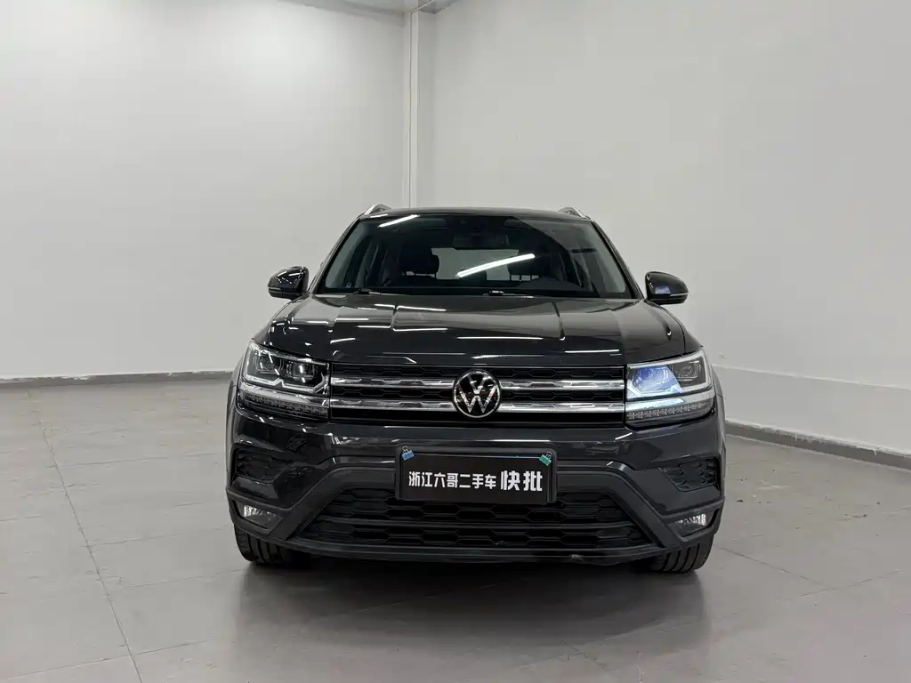 Volkswagen Tharu — миниатюра 2