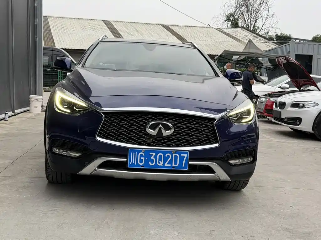 Infiniti QX30 — миниатюра 5