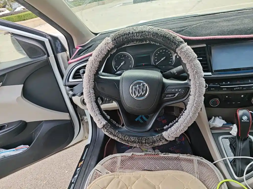 Buick Excelle — миниатюра 3