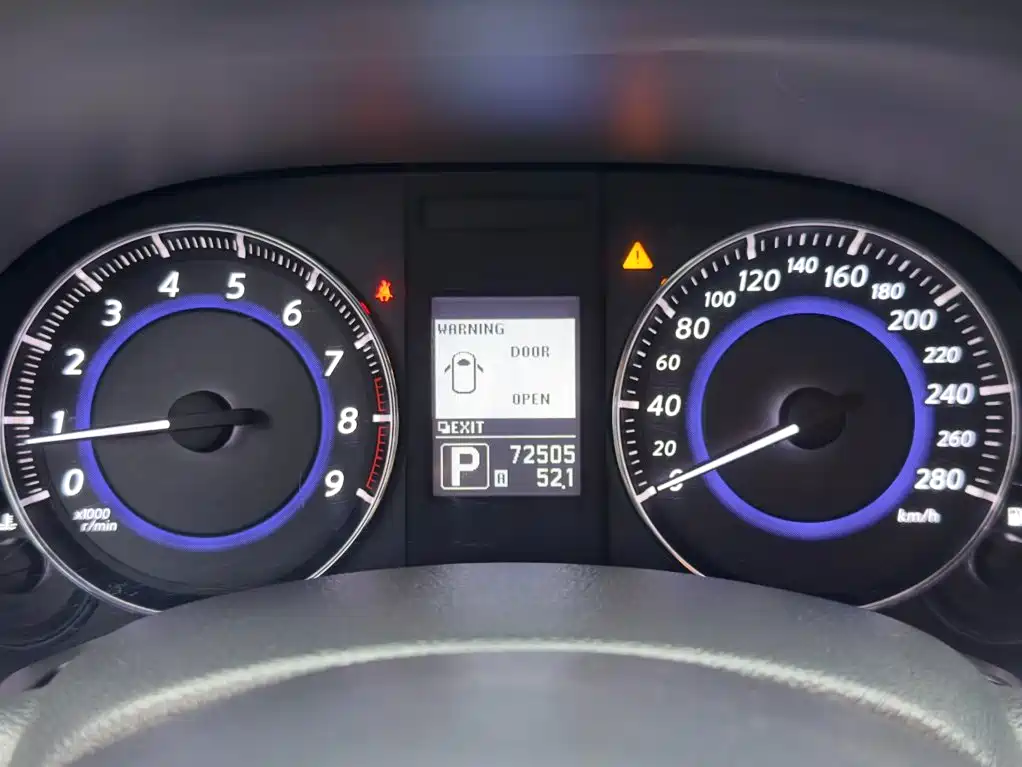Infiniti QX70 — миниатюра 18