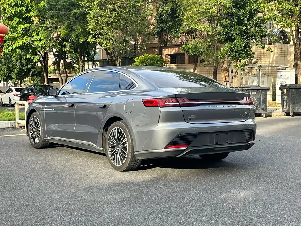 BYD Han — миниатюра 16