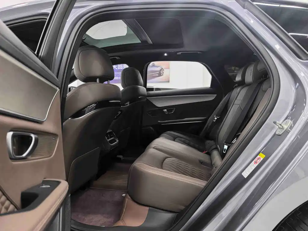 BYD Han — миниатюра 6