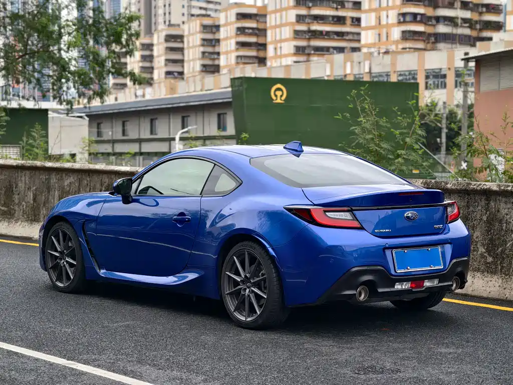SUBARU BRZ